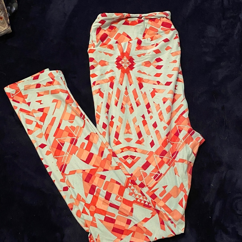 LuLaRoe Orange and Cream Geometric Leggings